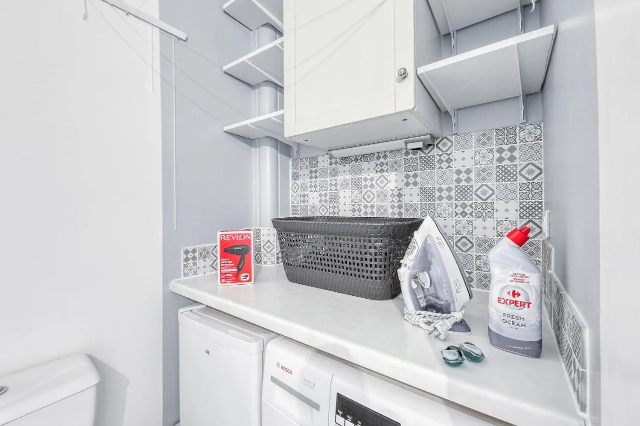 Apartment Blue Dream - Rer B&C - Netflix / Disney+/ Easy Check-In Massy  France